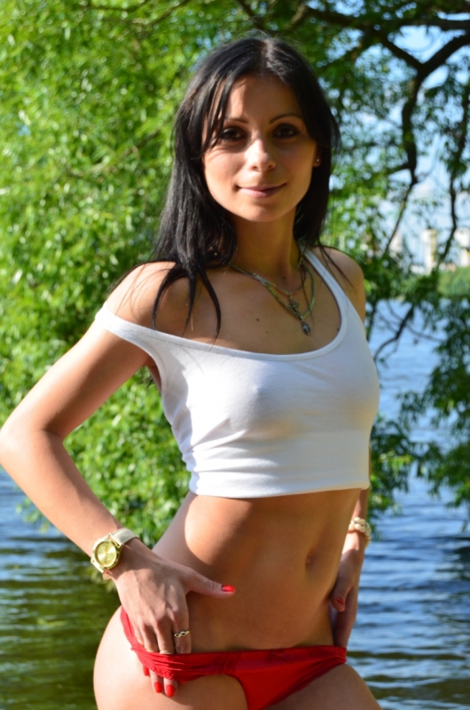 Молодая, игривая кошечка с аппетитной фигурой и нежной кожей приглашает в гости щедрого джентльмена для полного расслабления. Гарантирую приятное времяпрепровождение и незабываемые впечатления. 21880, 22 года