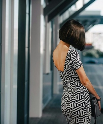 Соблазнительная блондинка приглашает в гости для интимной встречи. Погрузись в мир страсти и наслаждения со мной. Я знаю, как доставить удовольствие и как сделать нашу встречу незабываемой. 8585, 42 года